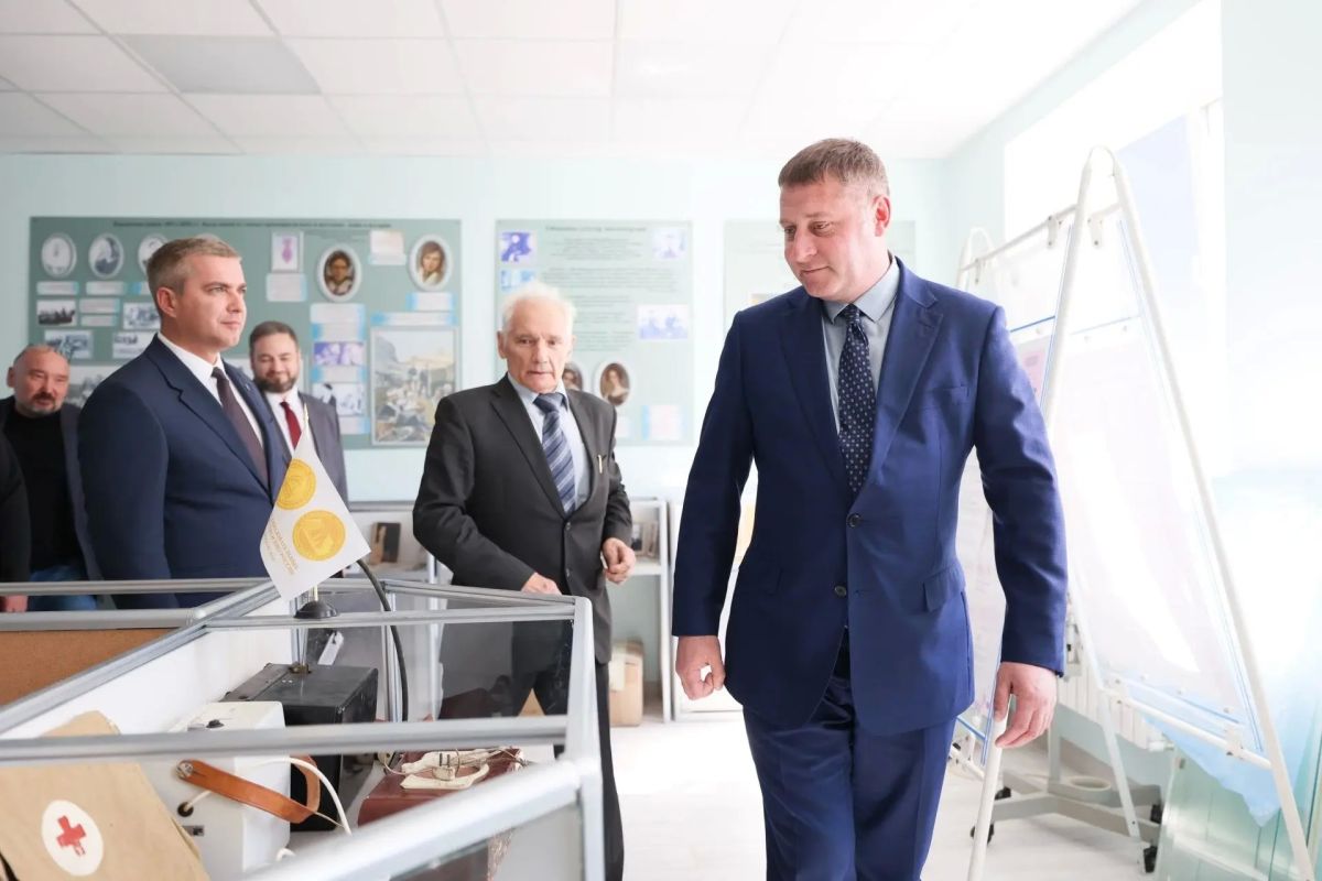 Александр Шуваев: В ходе рабочей поездки лично заехал проверить, как в Старом Осколе выполняется программа дорожного строительства 2027 года Александр Шуваев: В ходе рабочей поездки лично заехал проверить, как в Старом Осколе выполняется программа дорожного строительства 2027 года