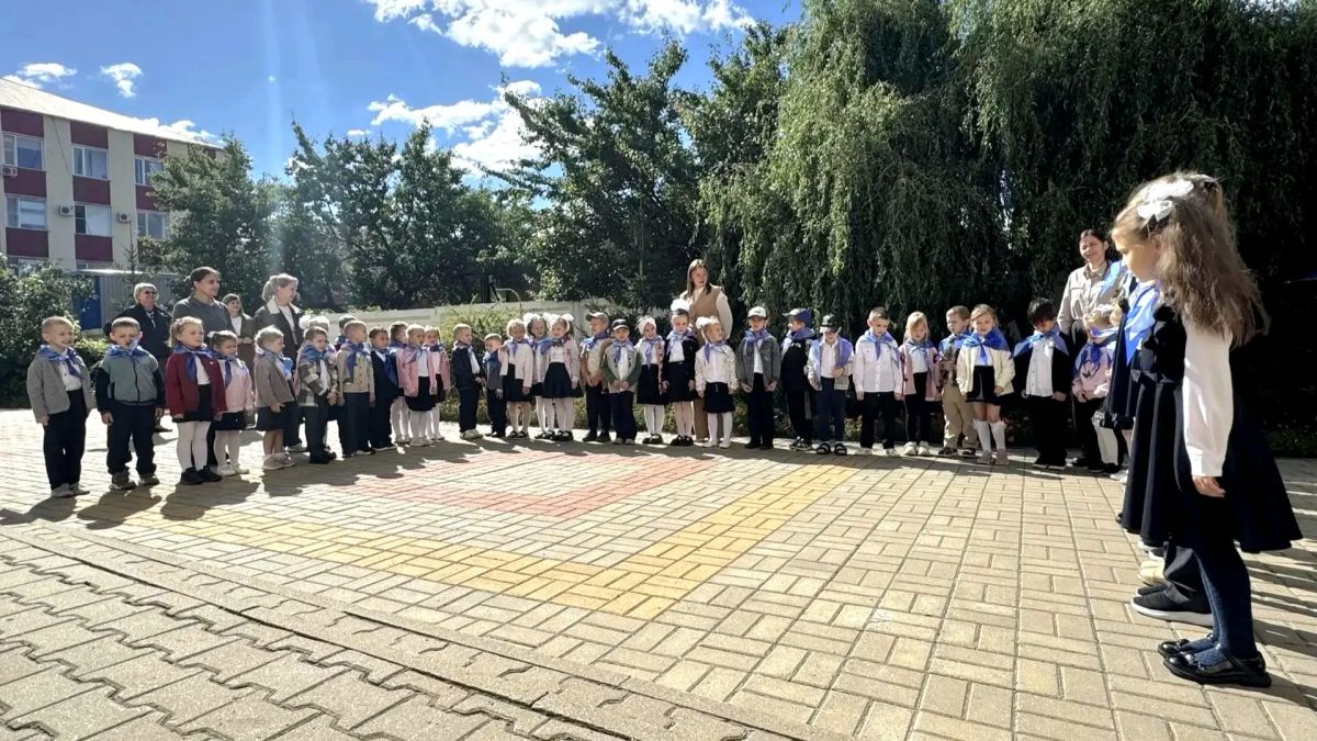 В детском саду № 9 «Созвездие» сегодня было по-особенному торжественно и трогательно В детском саду № 9 «Созвездие» сегодня было по-особенному торжественно и трогательно