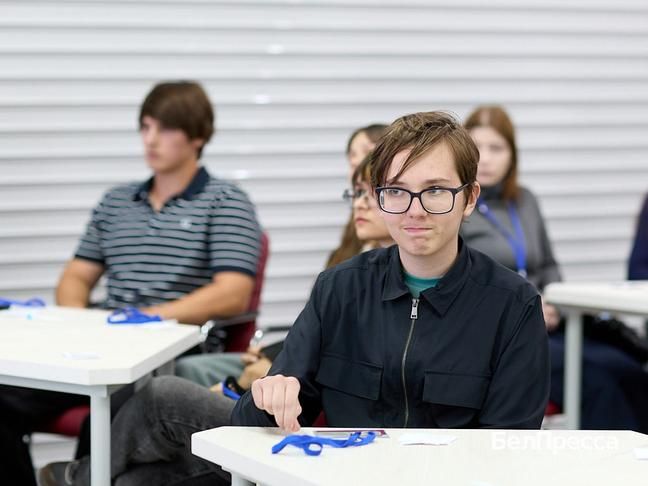 В Белгороде прошла интеллектуальная студенческая игра «Сокровища языков народов России» В Белгороде прошла интеллектуальная студенческая игра «Сокровища языков народов России»