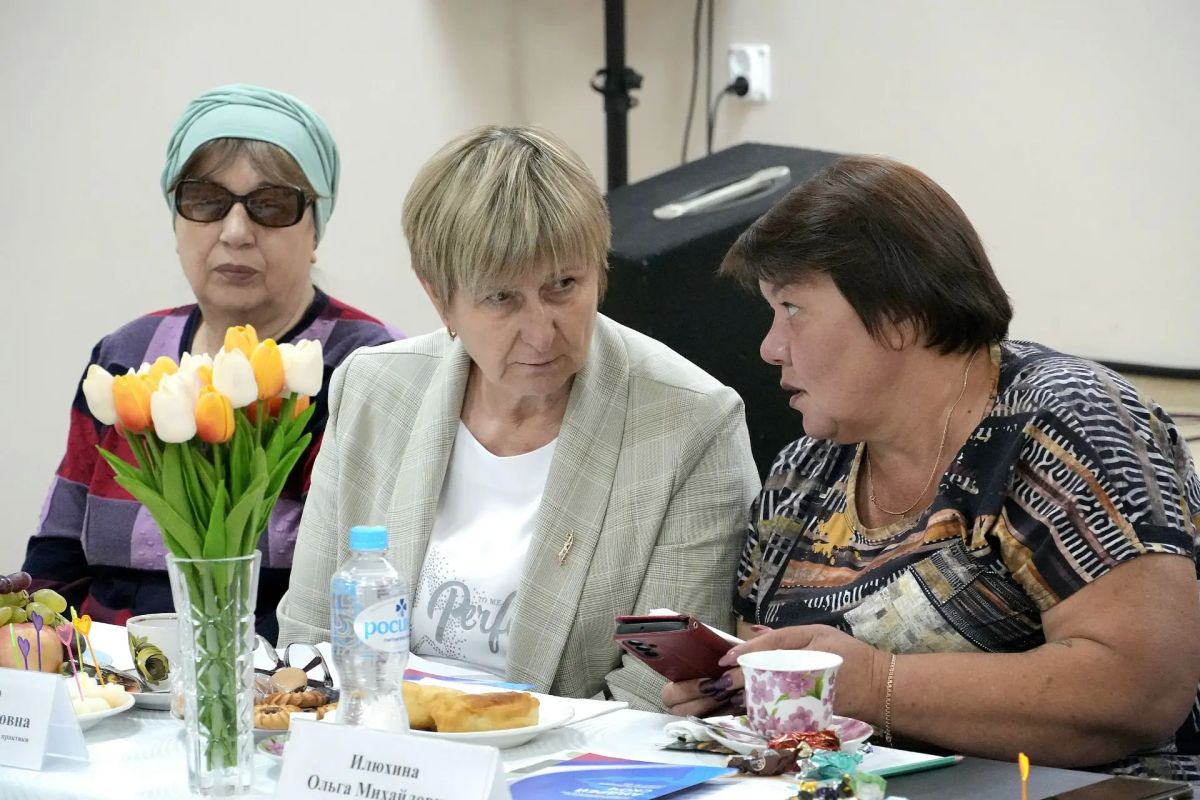 Андрей Миськов: Сегодня провели плановую встречу с семьями участников специальной военной операции на Яковлевской территории Андрей Миськов: Сегодня провели плановую встречу с семьями участников специальной военной операции на Яковлевской территории
