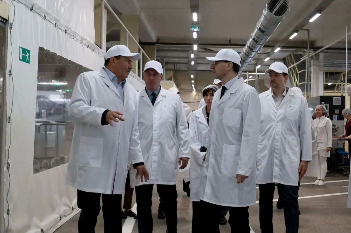 Александр Шуваев: К нам в регион приехал полномочный представитель Президента Российской Федерации в Центральном федеральном округе Игорь Щеголев Александр Шуваев: К нам в регион приехал полномочный представитель Президента Российской Федерации в Центральном федеральном округе Игорь Щеголев