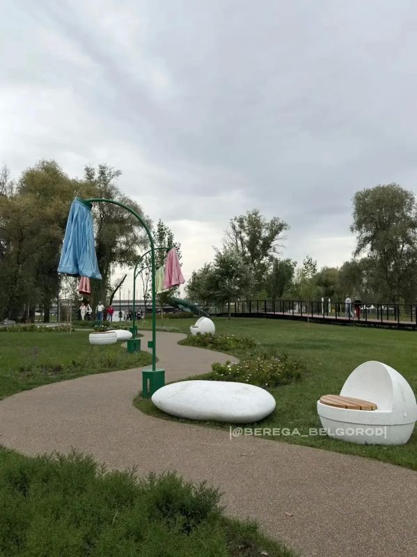 Посетителей парка «Берега» вновь порадовали приятным сюрпризом, о чём сообщили на его канале Посетителей парка «Берега» вновь порадовали приятным сюрпризом, о чём сообщили на его канале