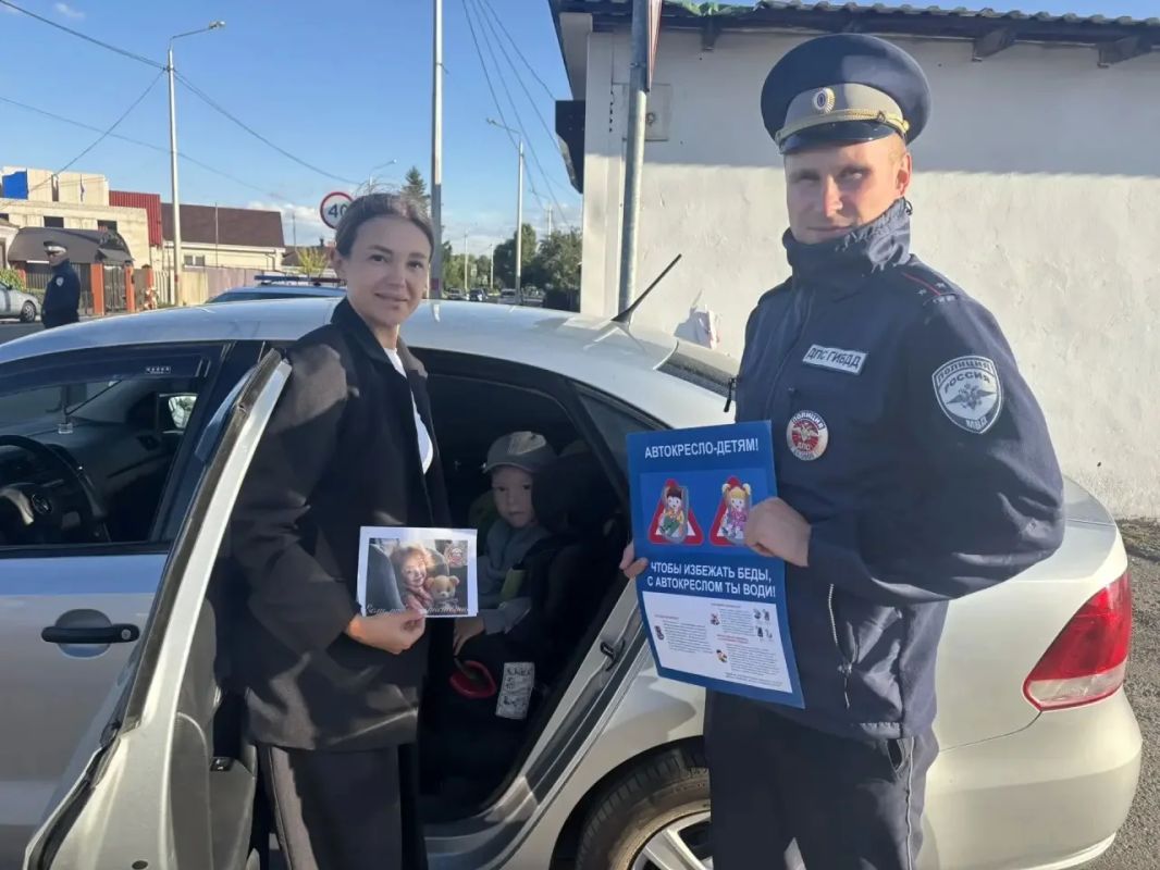 Доброе утро, друзья. Планируете поездки в парки и скверы Юные пассажиры и автоинспекторы с Алексеевки напоминают вам о пассивной безопасности с использованием ремней безопасности и ДУУ Родители, будьте внимательны на дороге... Доброе утро, друзья. Планируете поездки в парки и скверы Юные пассажиры и автоинспекторы с Алексеевки напоминают вам о пассивной безопасности с использованием ремней безопасности и ДУУ Родители, будьте внимательны на дороге...