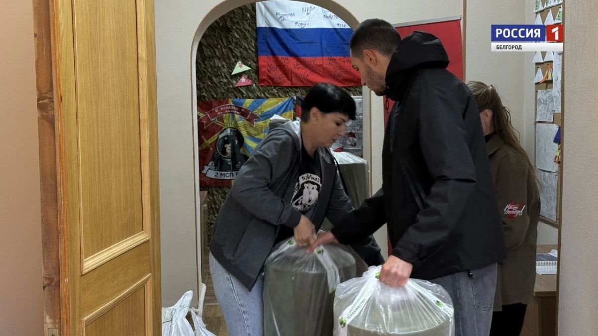 44 рулона спанбонда передали активисты Народного фронта волонтёрам из группы «Северные паучки» 44 рулона спанбонда передали активисты Народного фронта волонтёрам из группы «Северные паучки»
