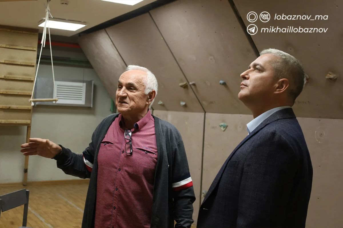 Михаил Лобазнов: Встретился с тренерским составом отделения рафтинга спортивной школы олимпийского резерва «Золотые перчатки» Михаил Лобазнов: Встретился с тренерским составом отделения рафтинга спортивной школы олимпийского резерва «Золотые перчатки»