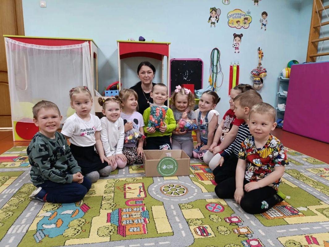 Юные экологи Корочанского округа сдали более 100 кг пластиковых крышек на переработку Юные экологи Корочанского округа сдали более 100 кг пластиковых крышек на переработку