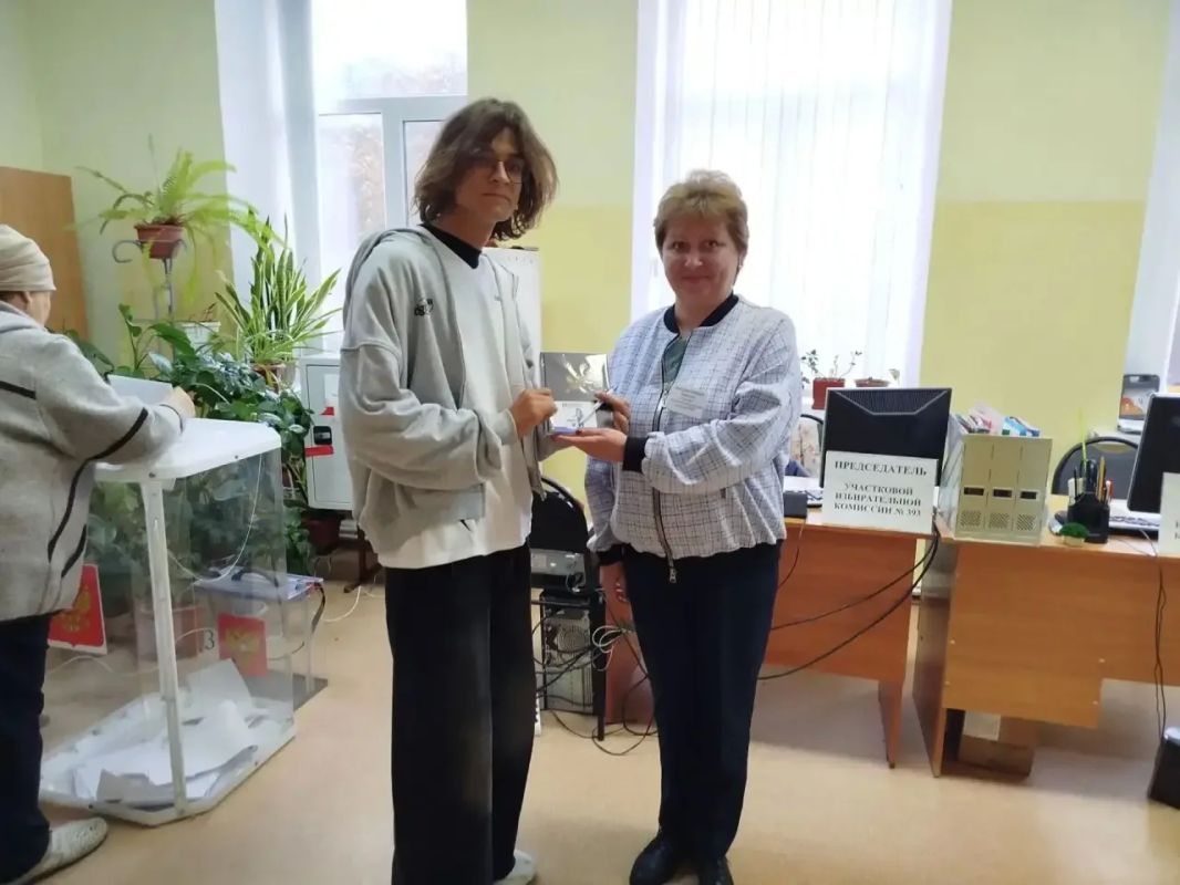 Дорогие друзья!. Предпоследний день досрочного голосования подошел к концу, а это значит, что еще завтра у вас есть возможность спокойно всё обдумать и сделать свой выбор перед единым днем голосования Дорогие друзья!. Предпоследний день досрочного голосования подошел к концу, а это значит, что еще завтра у вас есть возможность спокойно всё обдумать и сделать свой выбор перед единым днем голосования