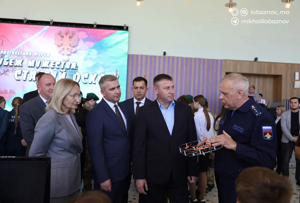Михаил Лобазнов: С рабочей поездкой Старооскольский округ посетил временно исполняющий обязанности губернатора Белгородской области Александр Михайлович Шуваев Михаил Лобазнов: С рабочей поездкой Старооскольский округ посетил временно исполняющий обязанности губернатора Белгородской области Александр Михайлович Шуваев
