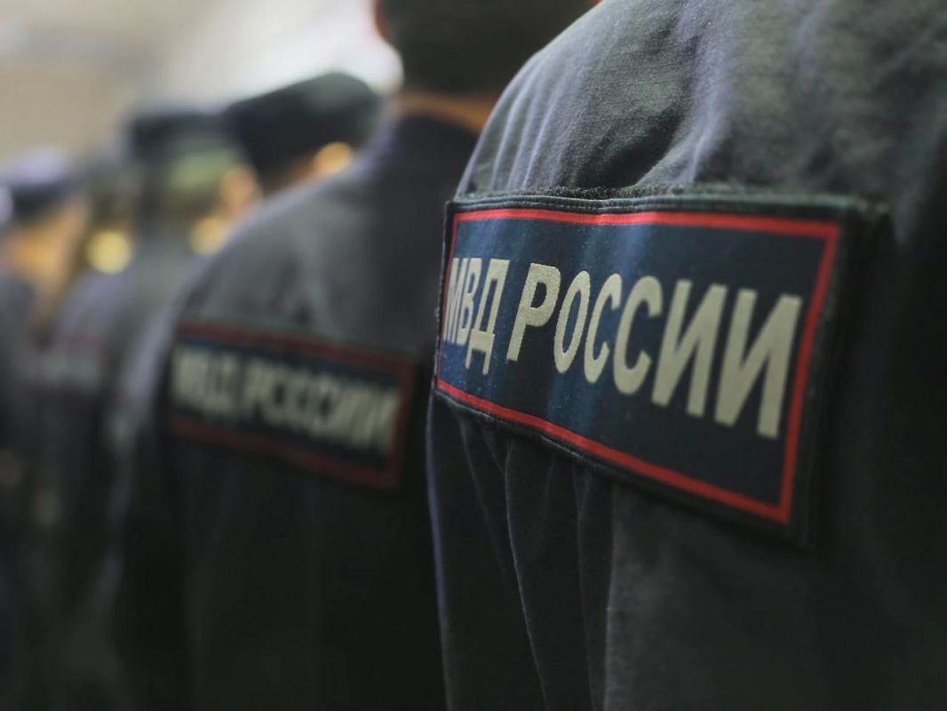 В Белгородском округе полицейские задержали подозреваемого в краже сумки из беседки