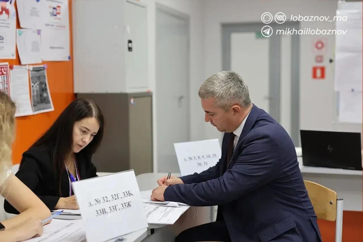 Стартовало очное голосование на выборах депутатов Государственной Думы Федерального Собрания РФ IX созыва и выборах губернатора Белгородской области Стартовало очное голосование на выборах депутатов Государственной Думы Федерального Собрания РФ IX созыва и выборах губернатора Белгородской области