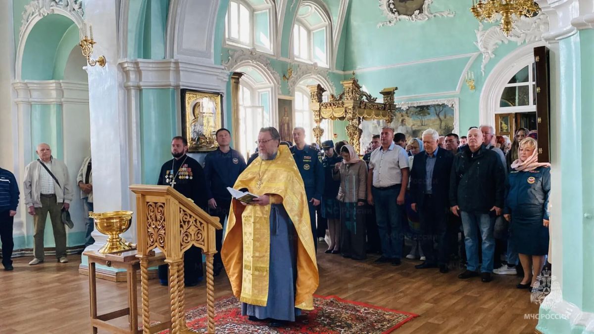 Связь поколений, история и духовность – ветераны МЧС России из Белгородской области побывали в гостях у курян Связь поколений, история и духовность – ветераны МЧС России из Белгородской области побывали в гостях у курян