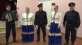 Выборы — дело серьёзное и ответственное, и в то же время это день особой атмосферы: тёплой, почти домашней