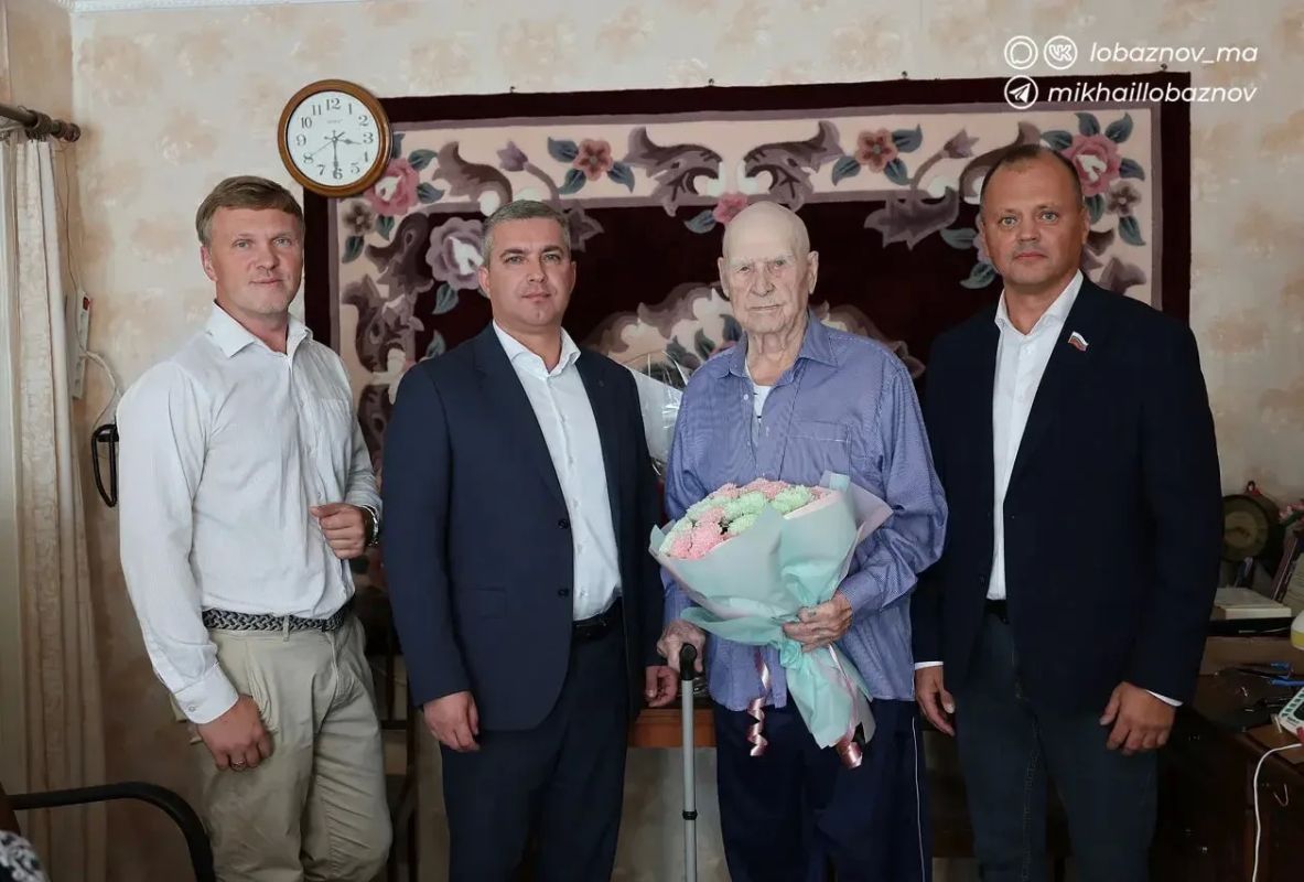Михаил Лобазнов: Сегодня 99-летие отмечает ветеран Великой Отечественной войны Вениамин Изосимович Селянин Михаил Лобазнов: Сегодня 99-летие отмечает ветеран Великой Отечественной войны Вениамин Изосимович Селянин