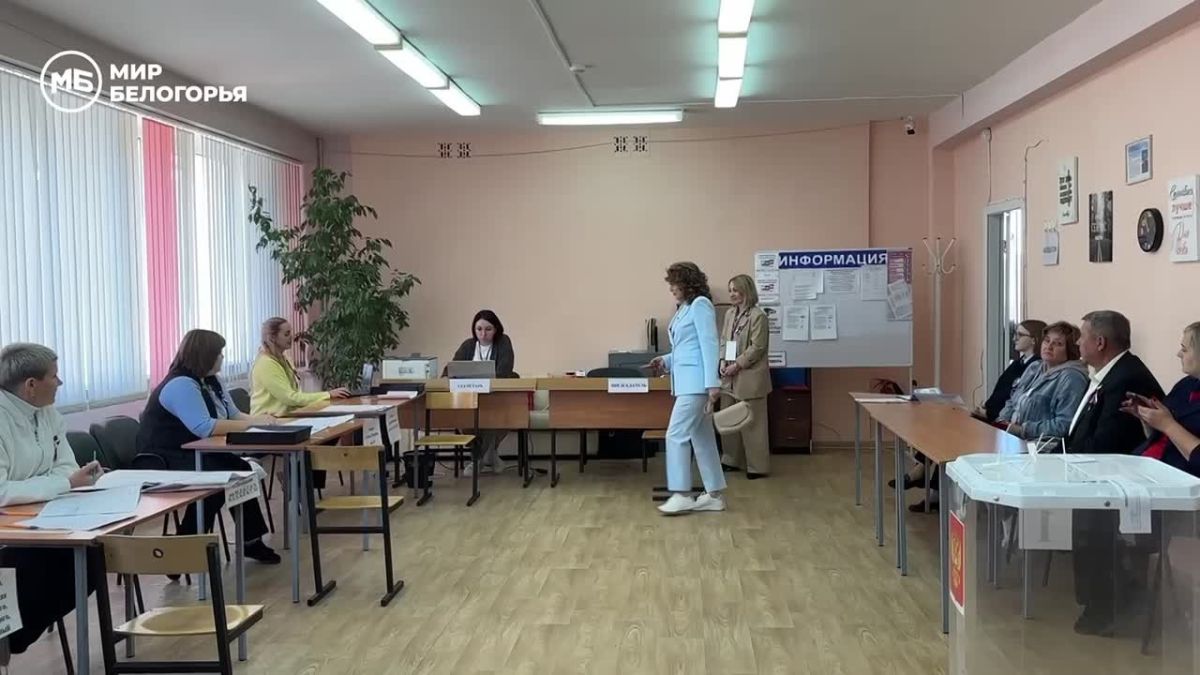 В Старооскольской школе № 5 – два избирательных участка