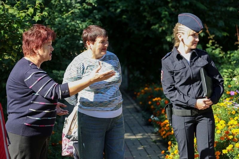 Старший лейтенант полиции Ирина Архипова из Белгорода представит регион в финале Всероссийского конкурса «Народный участковый – 2026» Старший лейтенант полиции Ирина Архипова из Белгорода представит регион в финале Всероссийского конкурса «Народный участковый – 2026»