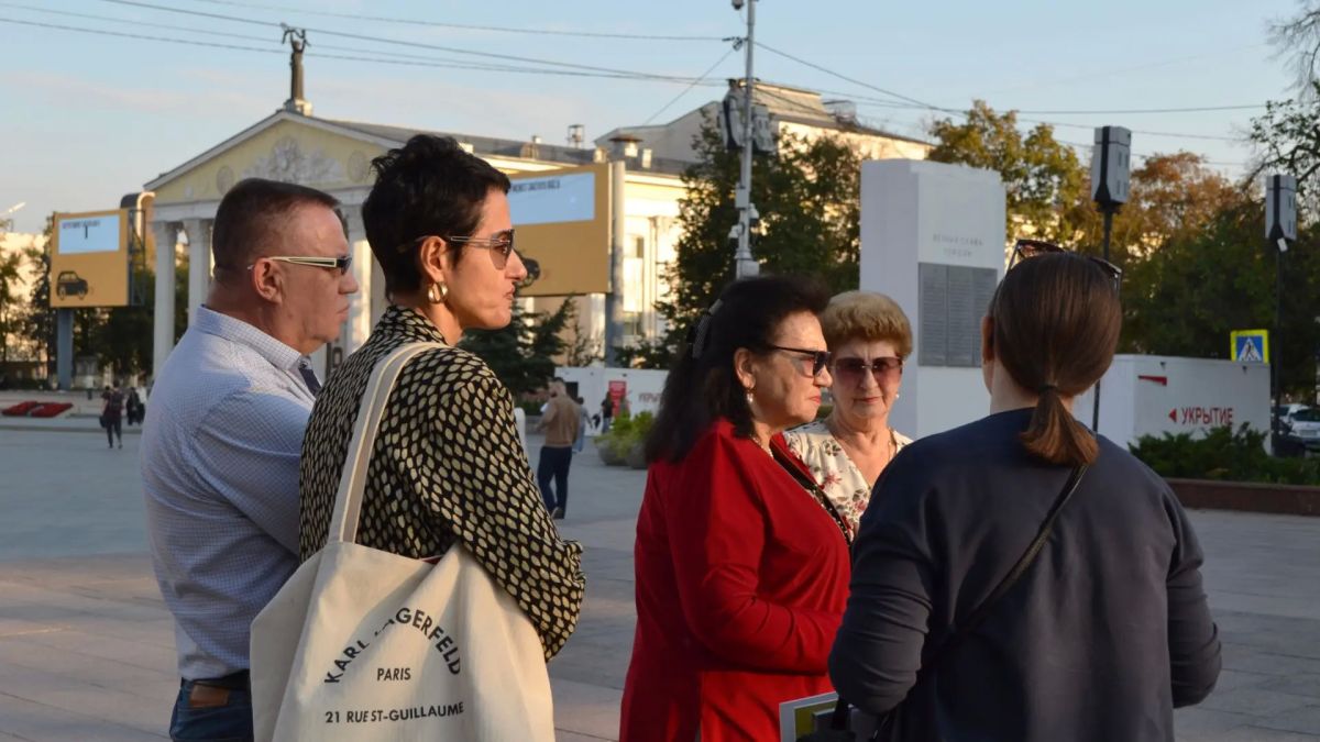 В литературном музее состоялась пешеходная экскурсия «От суеты - к усадьбе»