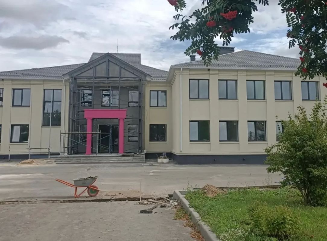 В Белгородской области активно продвигается капитальный ремонт Мясоедовской школы