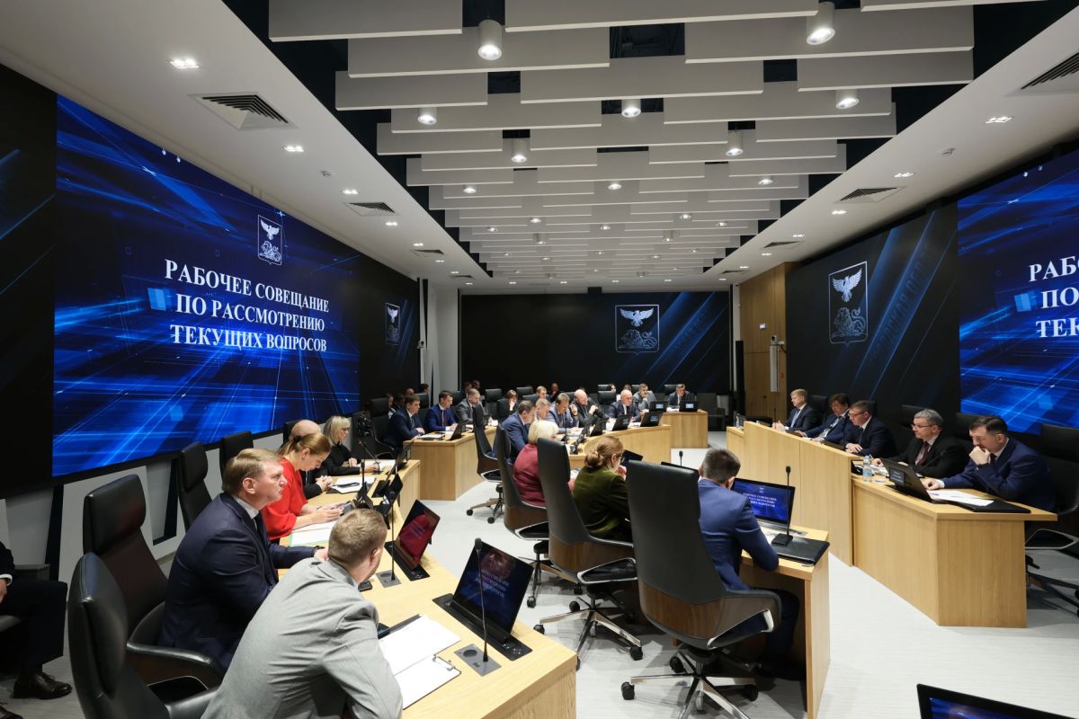 Александр Шуваев: Сегодня провёл рабочее совещание с правительством региона Александр Шуваев: Сегодня провёл рабочее совещание с правительством региона
