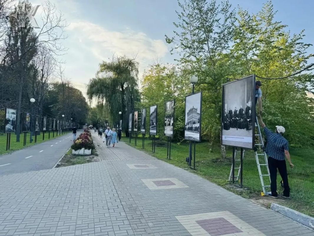 В парке Победы открывается фотовыставка «БелГУ: 150 лет в лицах и архитектуре» В парке Победы открывается фотовыставка «БелГУ: 150 лет в лицах и архитектуре»