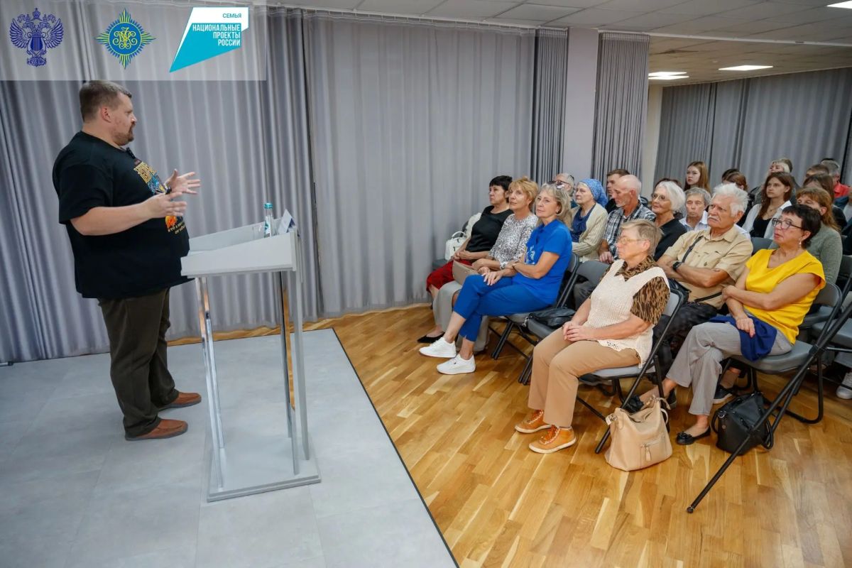 В Белгородской научной библиотеке прошла лекция «Владимир Святославич — креститель Руси», организованная в рамках проекта «Исторический лекторий “От Руси до Российской Федерации”»