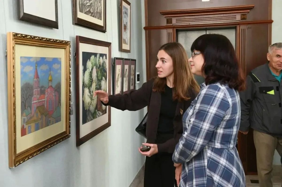 В Белгородском художественном музее открылась выставка к 150летию БелГУ В Белгородском художественном музее открылась выставка к 150летию БелГУ