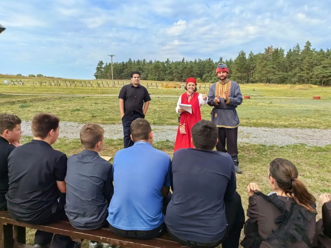 В городе-крепости «Яблонов» торжественно открыта Неделя туризма В городе-крепости «Яблонов» торжественно открыта Неделя туризма