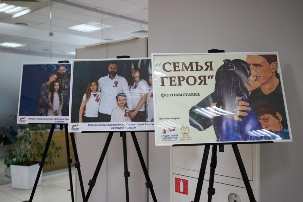 Александр Шуваев показал Сергею Степашину, как в Белгородской области помогают бойцам СВО Александр Шуваев показал Сергею Степашину, как в Белгородской области помогают бойцам СВО