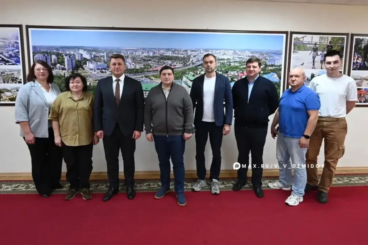Валентин Демидов: Сегодня в Белгороде работаем с коллегами из Нижнекамска Валентин Демидов: Сегодня в Белгороде работаем с коллегами из Нижнекамска