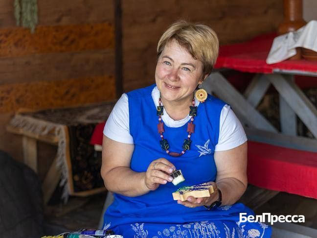«Я в детстве не наигралась» «Я в детстве не наигралась»