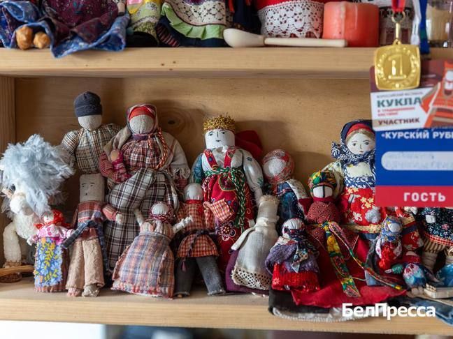 «Я в детстве не наигралась» «Я в детстве не наигралась»