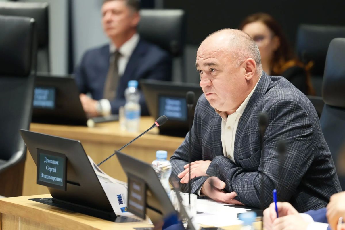 Александр Шуваев: Сегодня вместе с председателем Ассоциации юристов России, председателем Попечительского совета Фонда развития территорий Сергеем Вадимовичем Степашиным провели совещание о ходе реализации региональной... Александр Шуваев: Сегодня вместе с председателем Ассоциации юристов России, председателем Попечительского совета Фонда развития территорий Сергеем Вадимовичем Степашиным провели совещание о ходе реализации региональной...