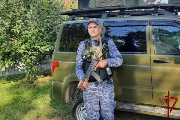 Росгвардейцы спасли людей и сбили вражеский дрон в Грайворонском округе Росгвардейцы спасли людей и сбили вражеский дрон в Грайворонском округе