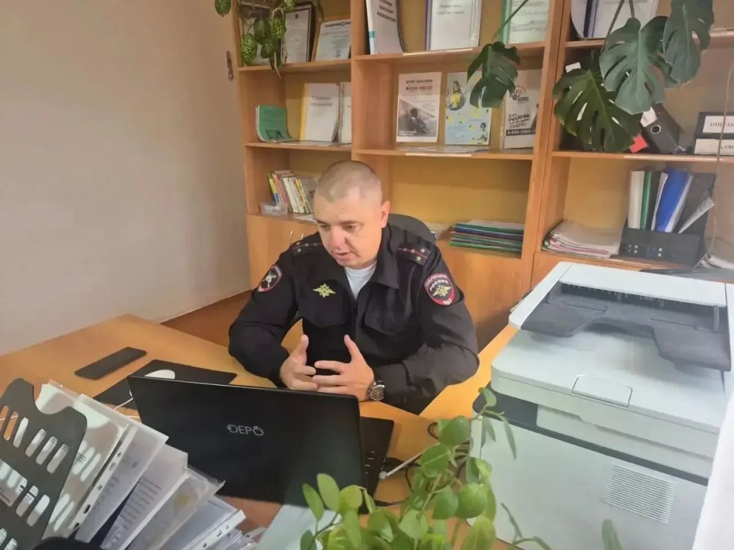 Белгородские автоинспекторы организовали встречи со школьниками в онлайнформате Белгородские автоинспекторы организовали встречи со школьниками в онлайнформате