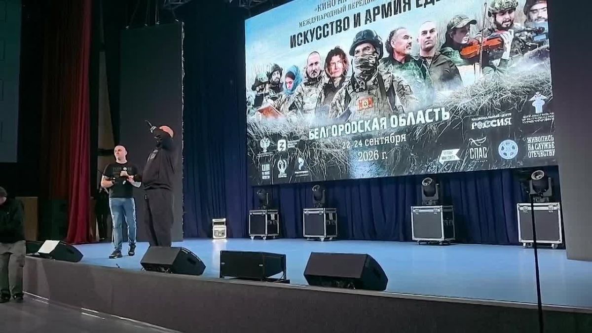 Александр Малькевич: Защищать Родину пером, объективом и автоматом