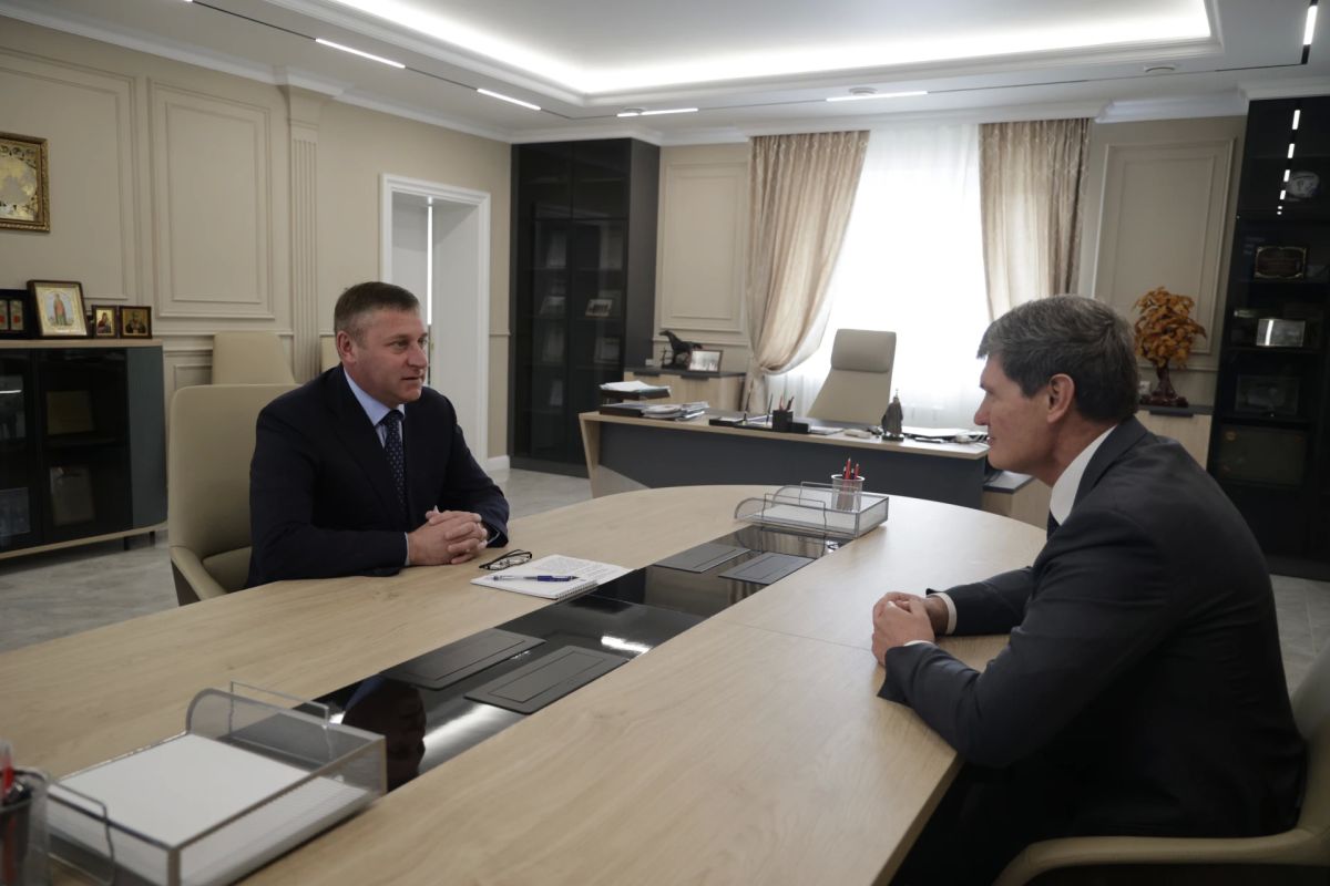 Александр Шуваев: Накануне Дня машиностроителя посетил «ОМК Энергомаш» в Белгороде, где открылся центр ранней профориентации «Фабрика профессий» Александр Шуваев: Накануне Дня машиностроителя посетил «ОМК Энергомаш» в Белгороде, где открылся центр ранней профориентации «Фабрика профессий»