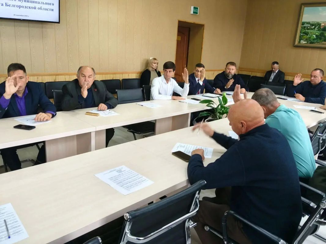 Владимир Переверзев: Состоялось 15-е заседание Совета депутатов Борисовского муниципального округа первого созыва Владимир Переверзев: Состоялось 15-е заседание Совета депутатов Борисовского муниципального округа первого созыва