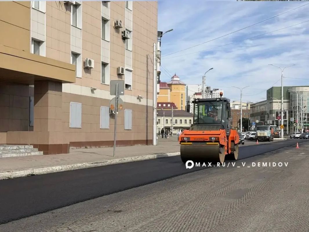 До конца октября в областной столице завершат дорожный ремонт на трёх участках До конца октября в областной столице завершат дорожный ремонт на трёх участках