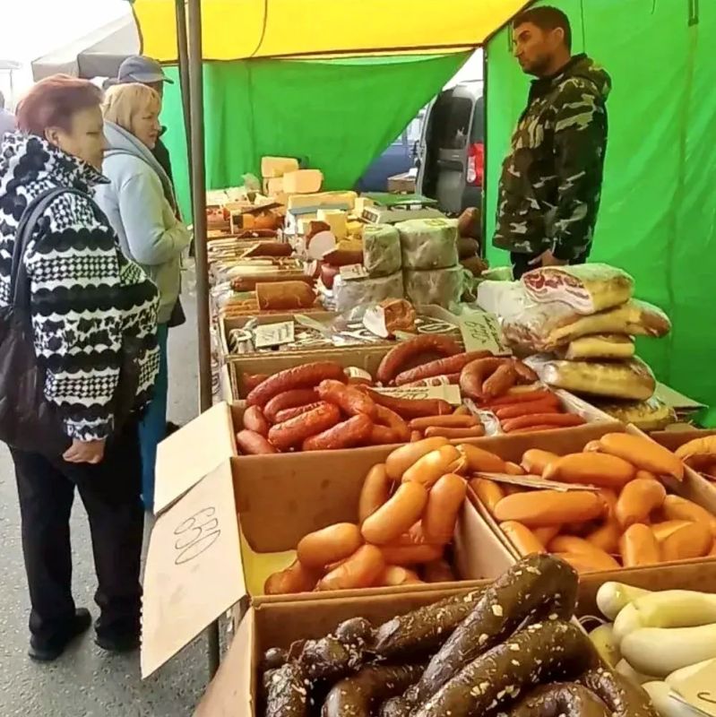 Андрей Миськов: В Новом Осколе вновь успешно прошла еженедельная сельскохозяйственная ярмарка Андрей Миськов: В Новом Осколе вновь успешно прошла еженедельная сельскохозяйственная ярмарка