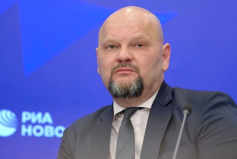 Политтехнологи Латвии вводят политику "семейного архива" и "грязного соседства"
