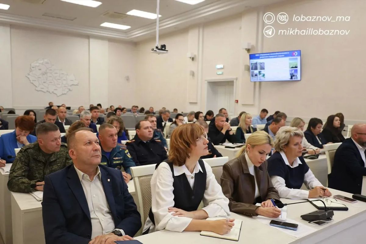 Михаил Лобазнов: Провёл расширенное совещание в администрации округа — подведены итоги работы всех отраслей и направлений, определены ключевые планы на октябрь Михаил Лобазнов: Провёл расширенное совещание в администрации округа — подведены итоги работы всех отраслей и направлений, определены ключевые планы на октябрь