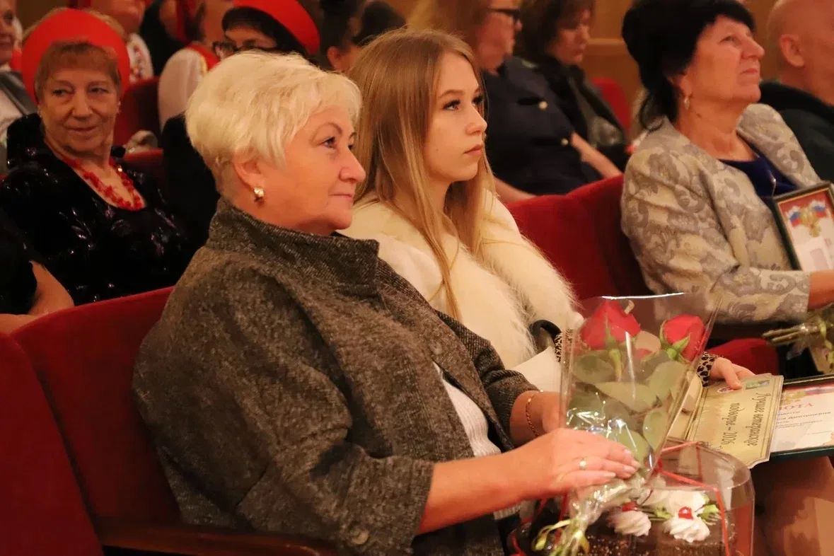 Татьяна Круглякова: В Новосадовском Центре культурного развития прошёл праздник мудрости и смеха Татьяна Круглякова: В Новосадовском Центре культурного развития прошёл праздник мудрости и смеха