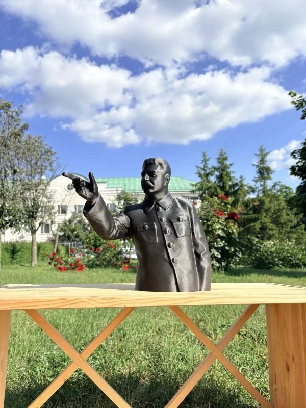 В Старооскольском краеведческом музее продолжается проект «Прикоснуться к истории: тактильное путешествие по Старооскольскому краю» В Старооскольском краеведческом музее продолжается проект «Прикоснуться к истории: тактильное путешествие по Старооскольскому краю»