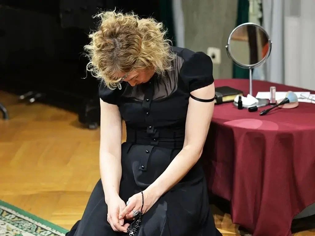 В стенах Литературного музея состоялся моноспектакль «О женщина!..» в исполнении Анны Лего - актрисы Белгородского государственного драматического театра им. М. С. Щепкина. Знакомые тексты Чехова, Зощенко, Тэффи, Аверченко... В стенах Литературного музея состоялся моноспектакль «О женщина!..» в исполнении Анны Лего - актрисы Белгородского государственного драматического театра им. М. С. Щепкина. Знакомые тексты Чехова, Зощенко, Тэффи, Аверченко...