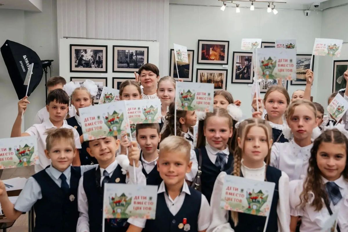 Юрий Клепиков: Сегодня отмечается один из самых душевных профессиональных праздников — День учителя