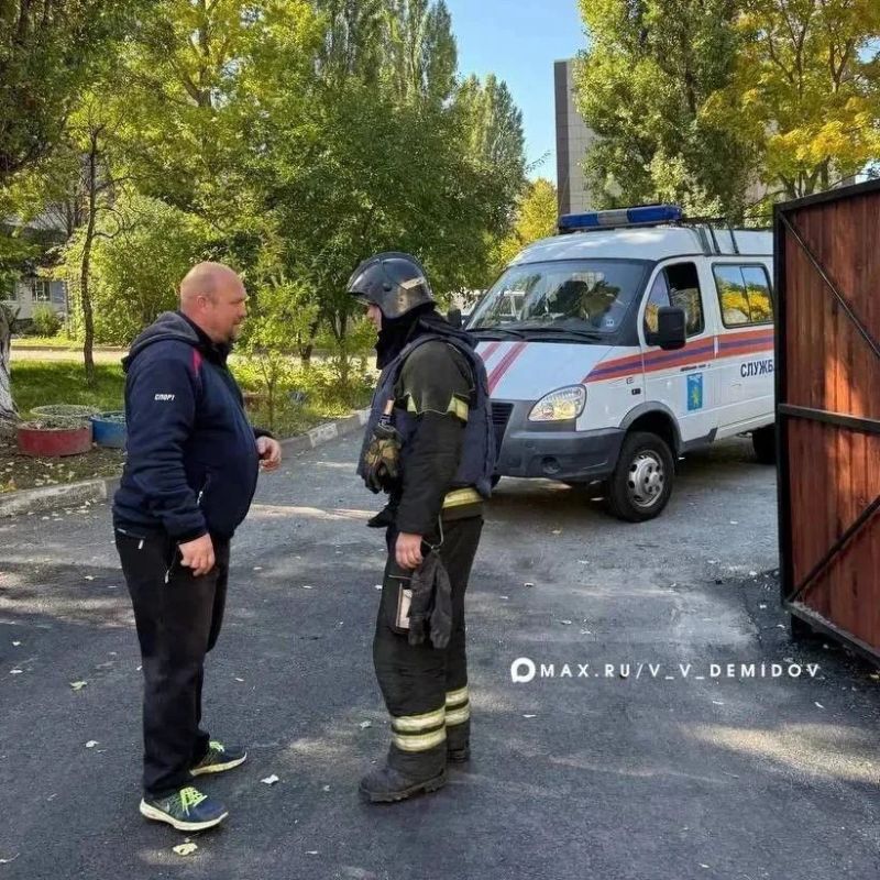 Сегодня в результате атаки беспилотника ВСУ в Белгороде осколками повреждено здание соцобъекта, – Демидов Сегодня в результате атаки беспилотника ВСУ в Белгороде осколками повреждено здание соцобъекта, – Демидов