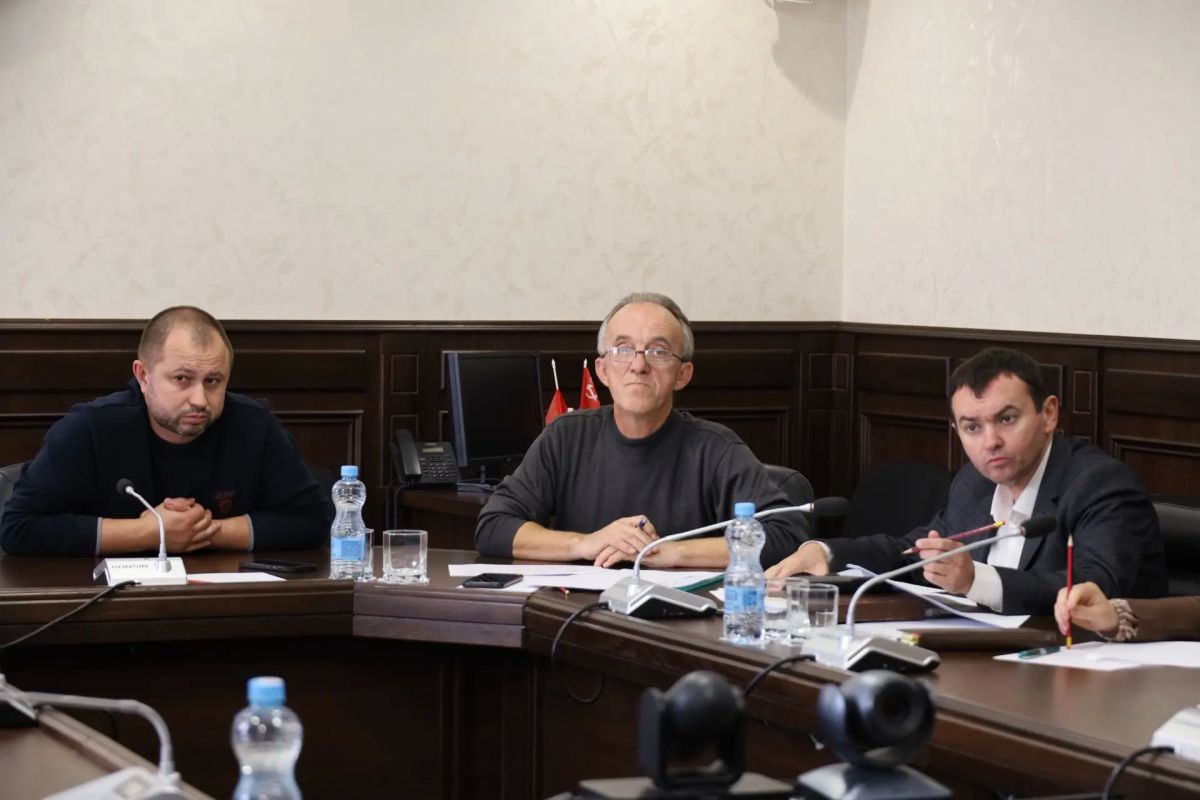 Сегодня провели совещание по отопительному сезону Сегодня провели совещание по отопительному сезону