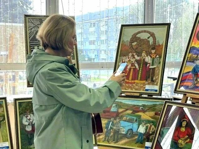 Выставка работ воспитанников детской школы искусств Нового Оскола открылась в Белгороде Выставка работ воспитанников детской школы искусств Нового Оскола открылась в Белгороде