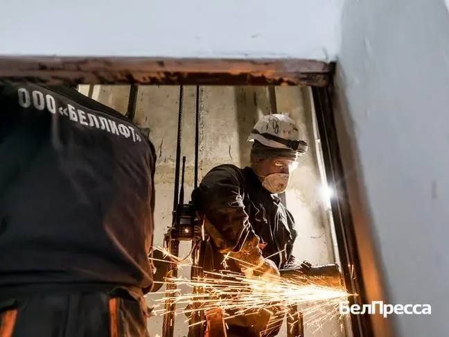 Белгороде продолжается замена лифтов в многоэтажных домах Белгороде продолжается замена лифтов в многоэтажных домах