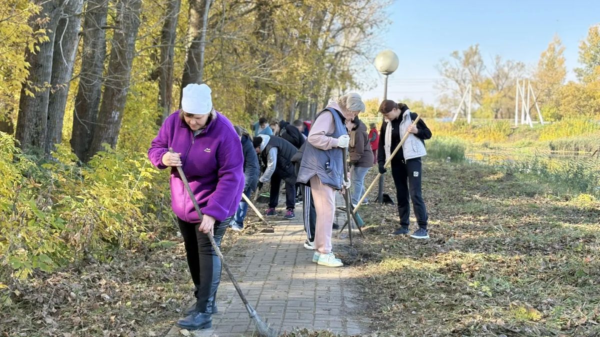 В рамках Плана мероприятий по добровольному служению Белгородской области, коллектив администрации нашего округа принял участие в большом экологическом субботнике! В рамках Плана мероприятий по добровольному служению Белгородской области, коллектив администрации нашего округа принял участие в большом экологическом субботнике!