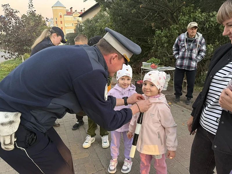 В Белгородском округе полицейские напомнили юным участникам дорожного движения правила безопасности В Белгородском округе полицейские напомнили юным участникам дорожного движения правила безопасности